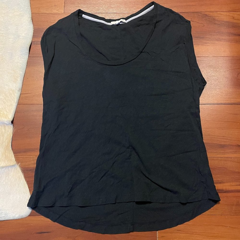 Skin Women's Navy Blue Sleeveless Top Shirt Sz 2